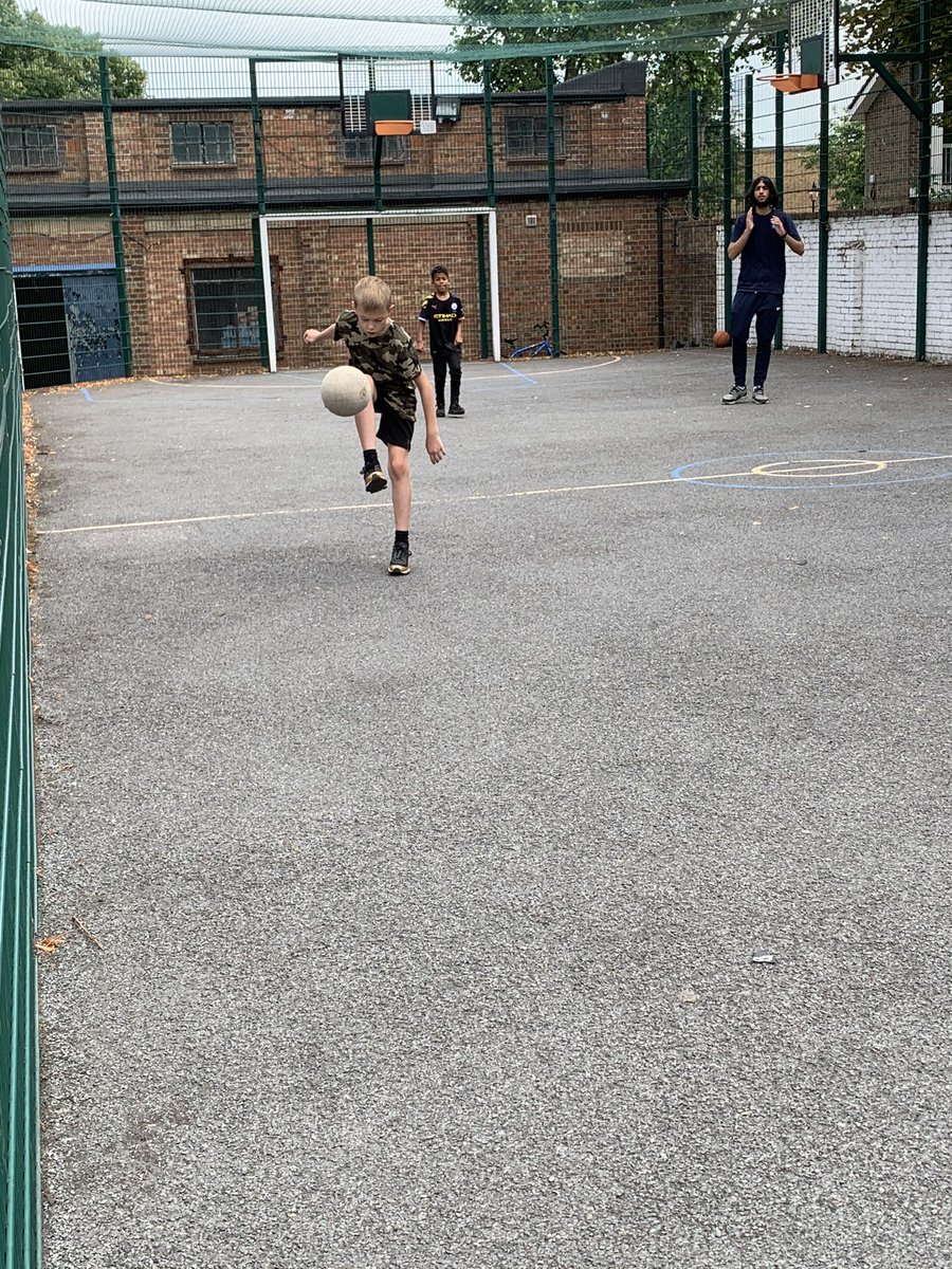 #bubble 1 Day 1 with a lovely lasagna from <a href="/thetinyitalian/">Paola Maggiulli</a> via #kitchensocial @TectonicPlateUK #youthwork