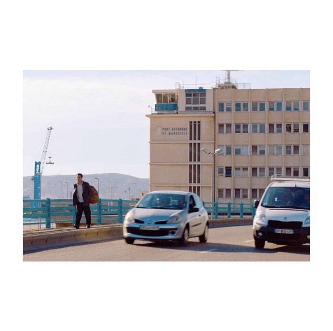 Left Unread tweet media