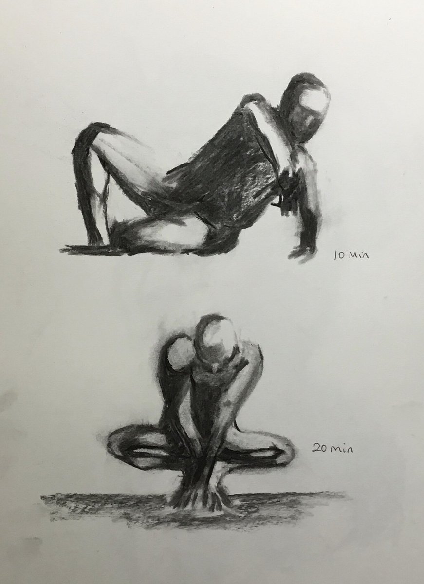 JenniferPaling's tweet photo. Last night #rawumberlive session using charcoal to block out shadows, loved this method although you can see how messy I am with charcoal https://t.co/W49TIj7ojt