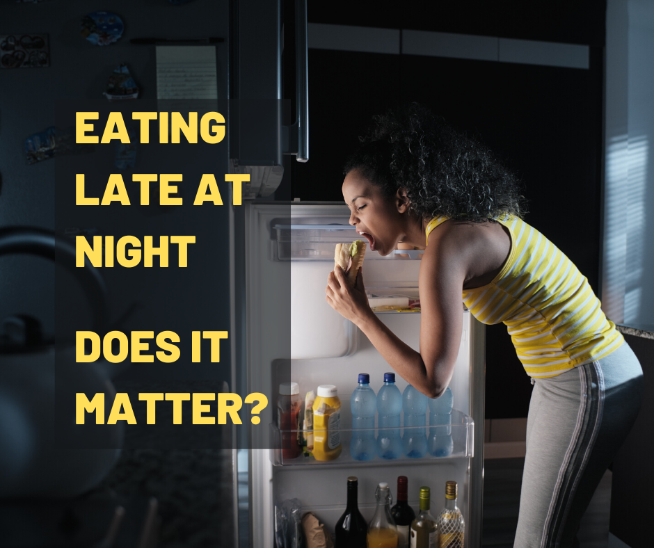 ❓MYTH OR FACT ❓ Eating at night is a bad idea because it makes you gain weight.
🙈 🙉 🙊
🔥MYTH! 🔥
There’s very little supporting evidence that eating after a certain time at night makes you gain weight. It is the amount you eat over the whole day that makes the difference.