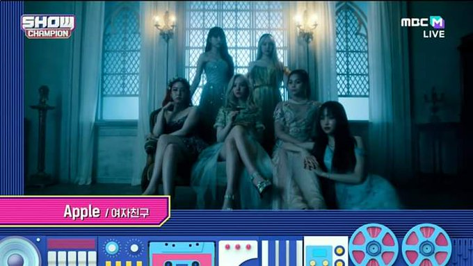 8beanthere's tweet photo. Congratulation @GFRDofficial and Buddies!👏🏻🥳GREAT JOB!🎉🎊
#Apple1stWin #GFRIEND67thWin
#Apple2ndWin #GFRIEND68thWin
#Apple3rdWin #GFRIEND69thWin https://t.co/xBhiH11tv6
