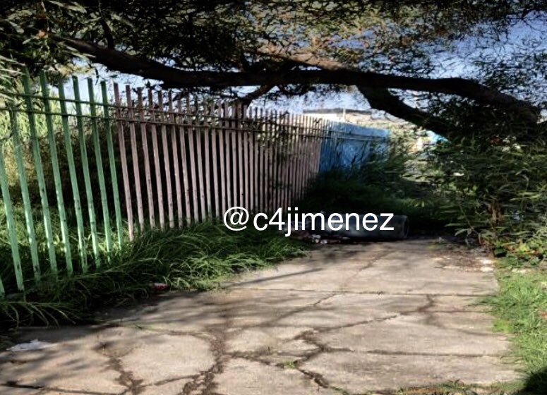 c4jimenez's tweet photo. IDENTIFICAN a DECAPITADO; ES UN ExPRESIDIARIO
Se llamaba Isaac C, le decían El Chuky.
Estuvo preso en el Reclusorio Norte.
El jueves desapareció.
@SSC_CDMX y @FiscaliaCDMX hallaron sus restos en dos alcaldías.
Así se lucía en redes.
Así acabó.

Detalles> https://t.co/7jfFcFJUy6 https://t.co/d0yzLi9JIW