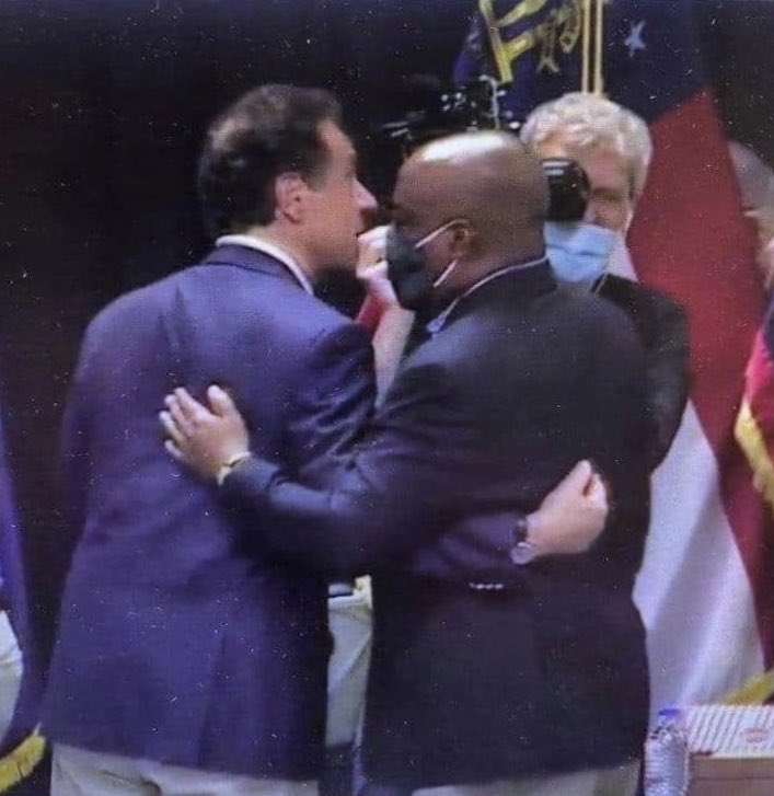 JaniceDean's tweet photo. @NYGovCuomo Oh, hi. This was you just the other day... https://t.co/7OkyKpT4Xn