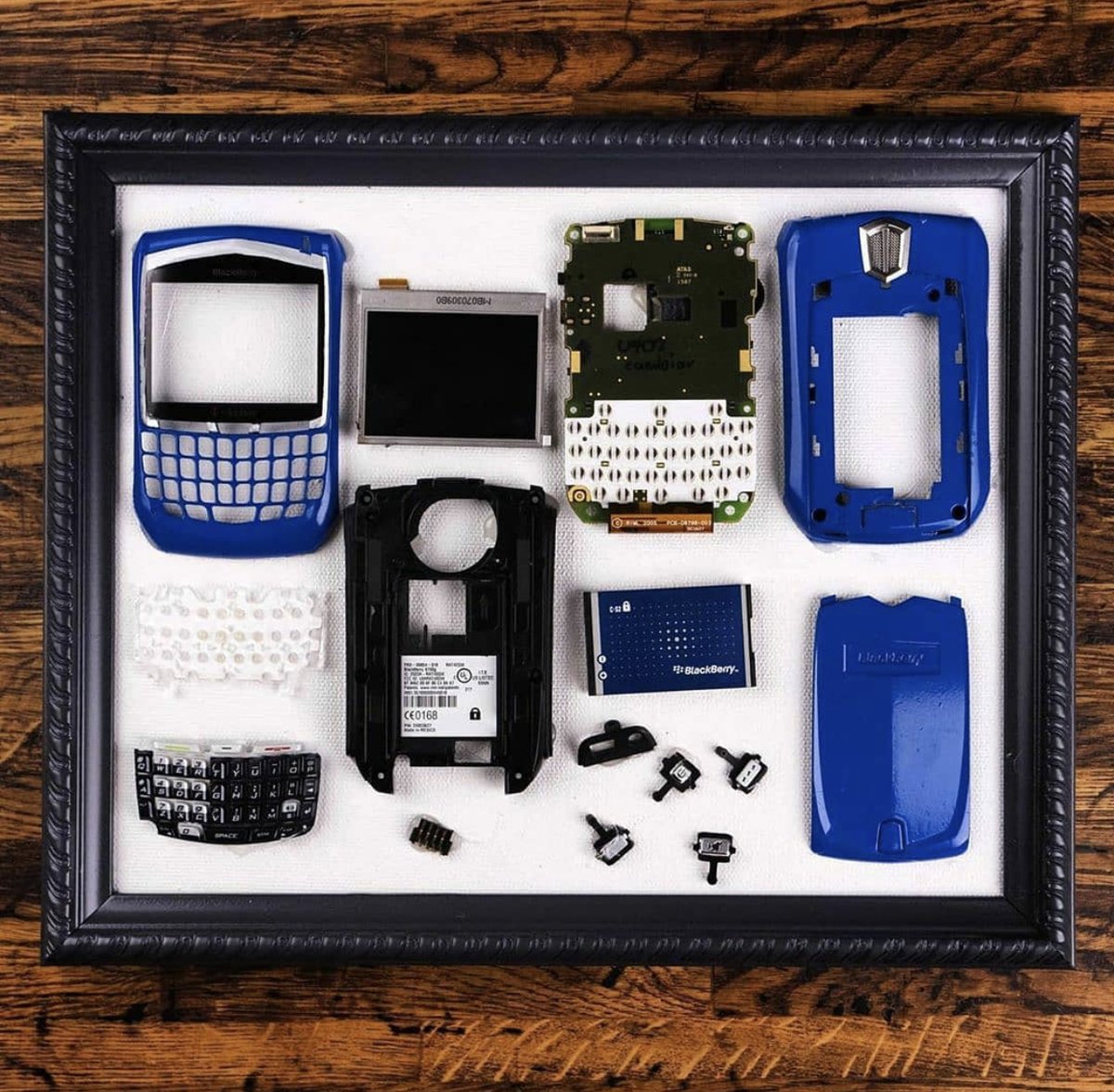 GoTalkUSA's tweet photo. Every piece is perfect ๐ Reposted from @blackberry_russia
.
.
.
.
#BlackBerry #TeamBlackBerry #bbm #bbmobile #android #BlackBerryRussia #blackberrymobile https://t.co/hY3UjeigBd