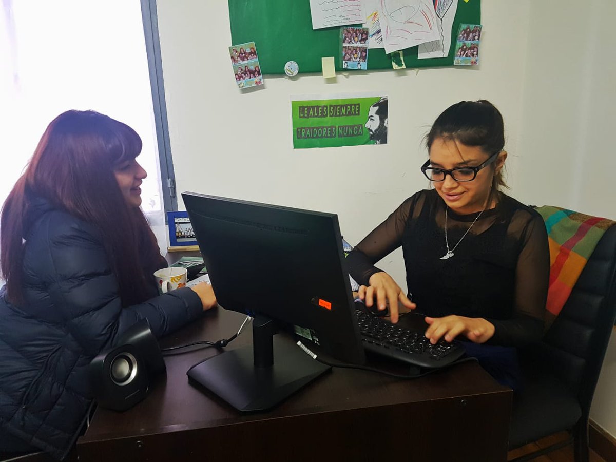 ate_caleta's tweet photo. Patricia Gordillo del Departamento de Género y Diversidad junto a la Secretaria de Género e Igualdad de Oportunidades de la CTA Autónoma Regional Zona Norte, María Lazo ultimando detalles en la campaña regional que lanzarán pronto. 

#GeneroYDiversidad #ATECaletaOlivia #CTAA https://t.co/UigYgMdGjS