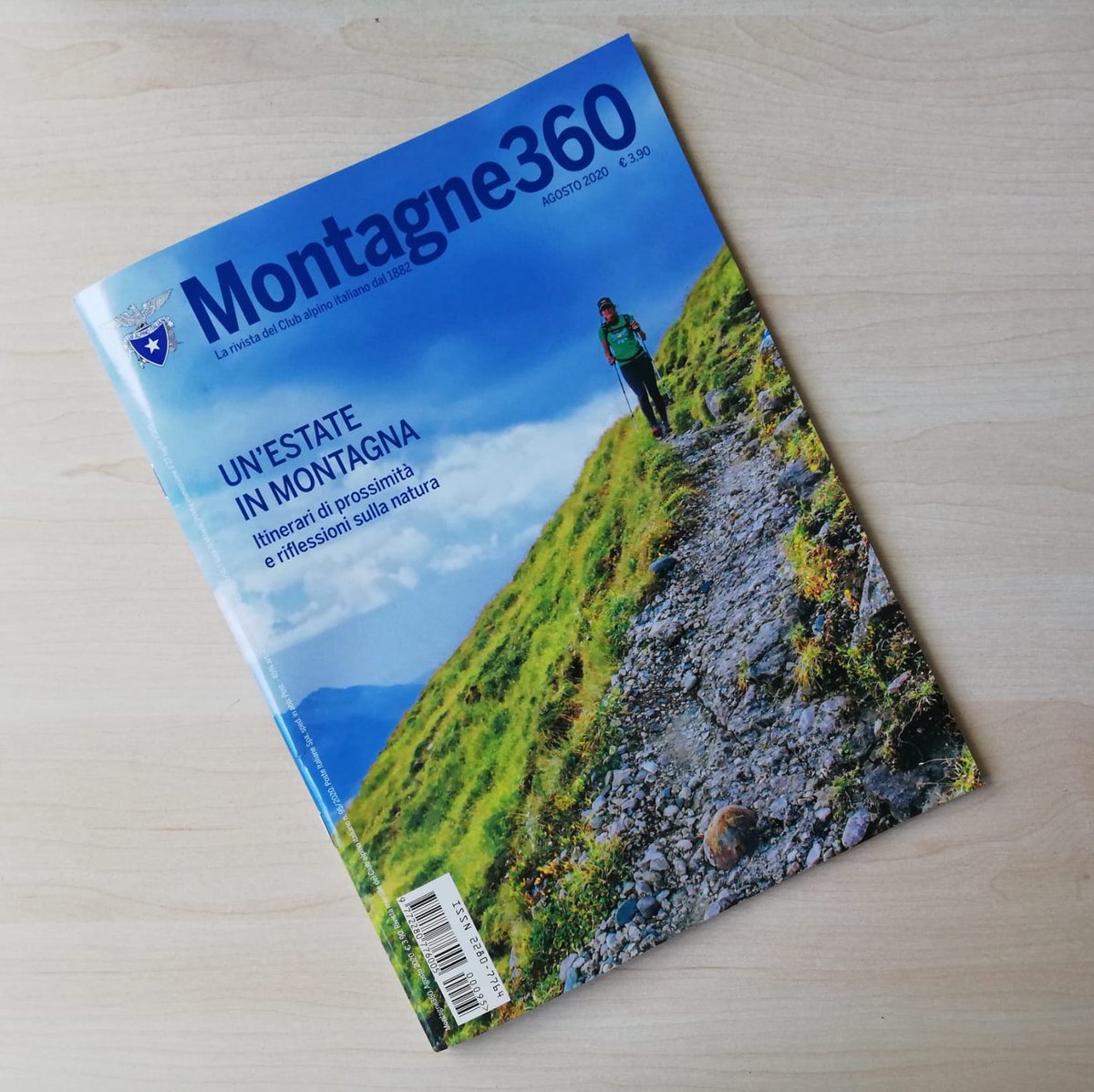 loscarponecai's tweet photo. 🆕 Ecco un'anticipazione fresca fresca di stampa.. Buon weekend dalla redazione di #Montagne360! 😄 https://t.co/I6vG1OyuZF