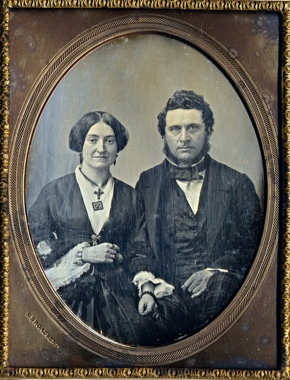 American photographers quickly capitalized on this new invention, which was capable of capturing a "truthful likeness."