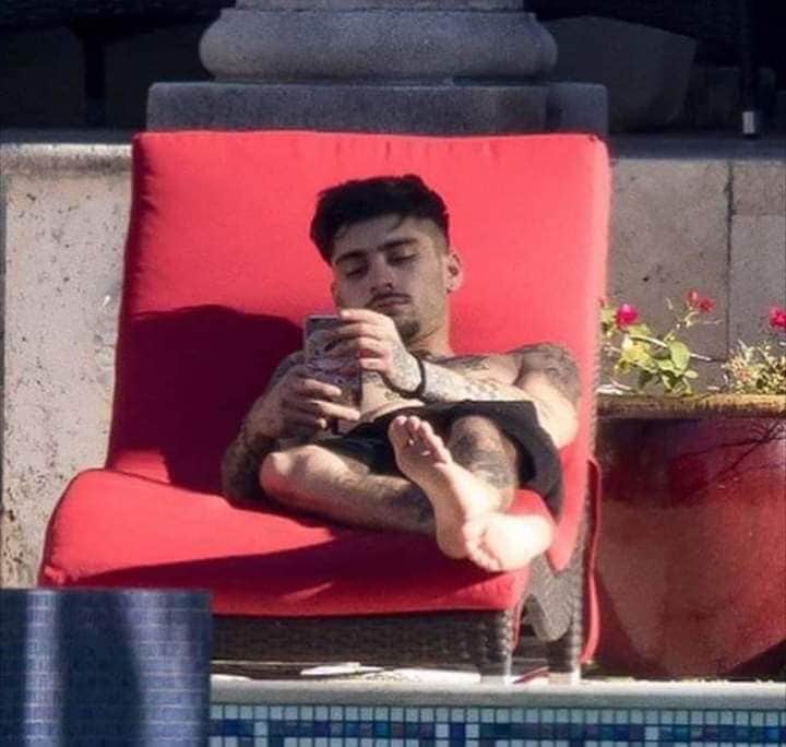 briall25T's tweet photo. #10YearsOfOneDirection
1D: tweeted
Liam: tweeted
Louis: tweeted
Niall: tweeted
Harry: tweeted
Zayn: https://t.co/nuYeKnYY6L