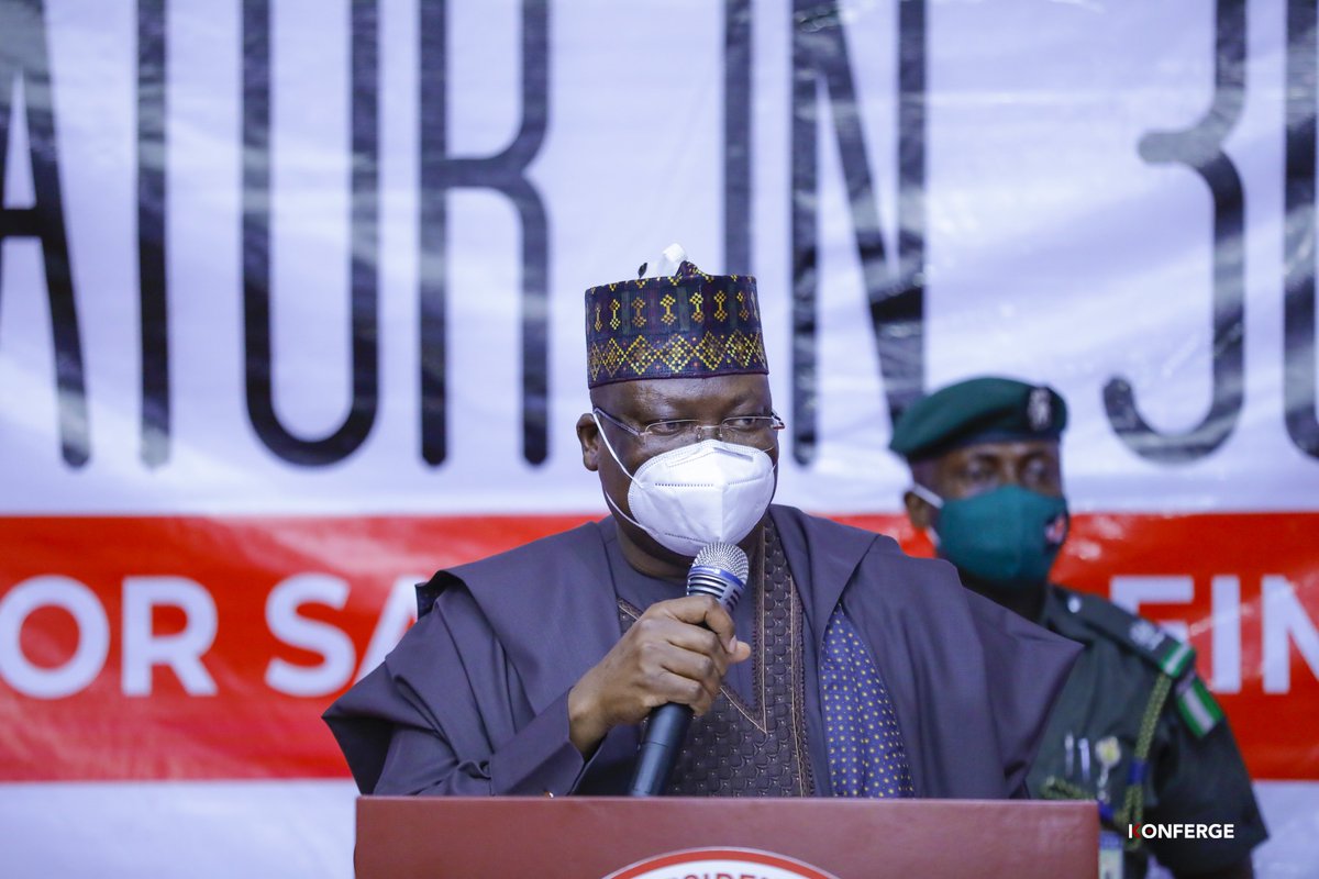 Sen_SadiqUmar's tweet photo. The Book has just been unveiled. Thanks to the Distinguished Senate President, the Senate Leadership and other Dignitaries.

@LegislativeWat1 @SIAmosun @OvieOmoAgege
@realRochas @SPNigeria @DrSRJ_ @NGRSenate
@DrAhmadLawan @channelstv @seunokin 
 #HowIBecameASenatorIn30Days https://t.co/mguVWarFel