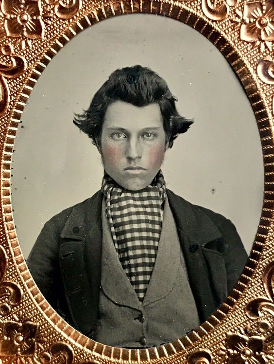 Popularity of the daguerreotype declined in the late 1850s when the ambrotype, a faster and less expensive photographic process, became available.