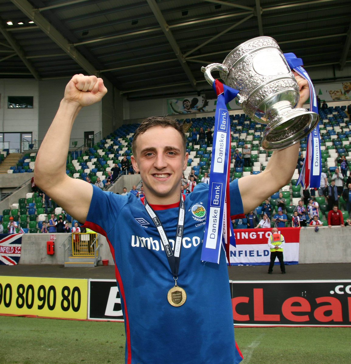 Linfield FC tweet media