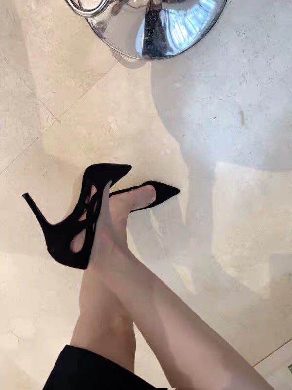 DH_SaoJB's tweet photo. #射屏 #女王 #妈妈 #女S 盯着超过三秒就要乖乖给我舔哦，明白了吗贱狗 https://t.co/i2pw2EN3q0