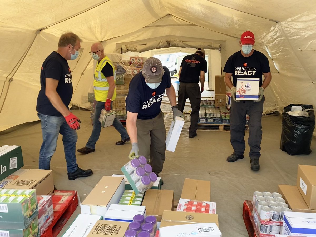 REACT_Volunteer's tweet photo. It’s a real privilege working with @FareShareSW &amp; @BritishRedCross at the Exeter Emergency Collection Point. 

Distributing tonnes of food with @React_Response to charities in Devon &amp; Cornwall to relieve food poverty to families in need 🥗🌽🥒

#ActionAgainstPoverty #OpReact https://t.co/Mmce1R5VOF