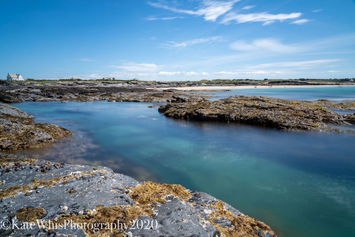 katewhis's tweet image. The inviting blue waters of Booby’s Bay #boobysbay #cornwall #fancyaswim