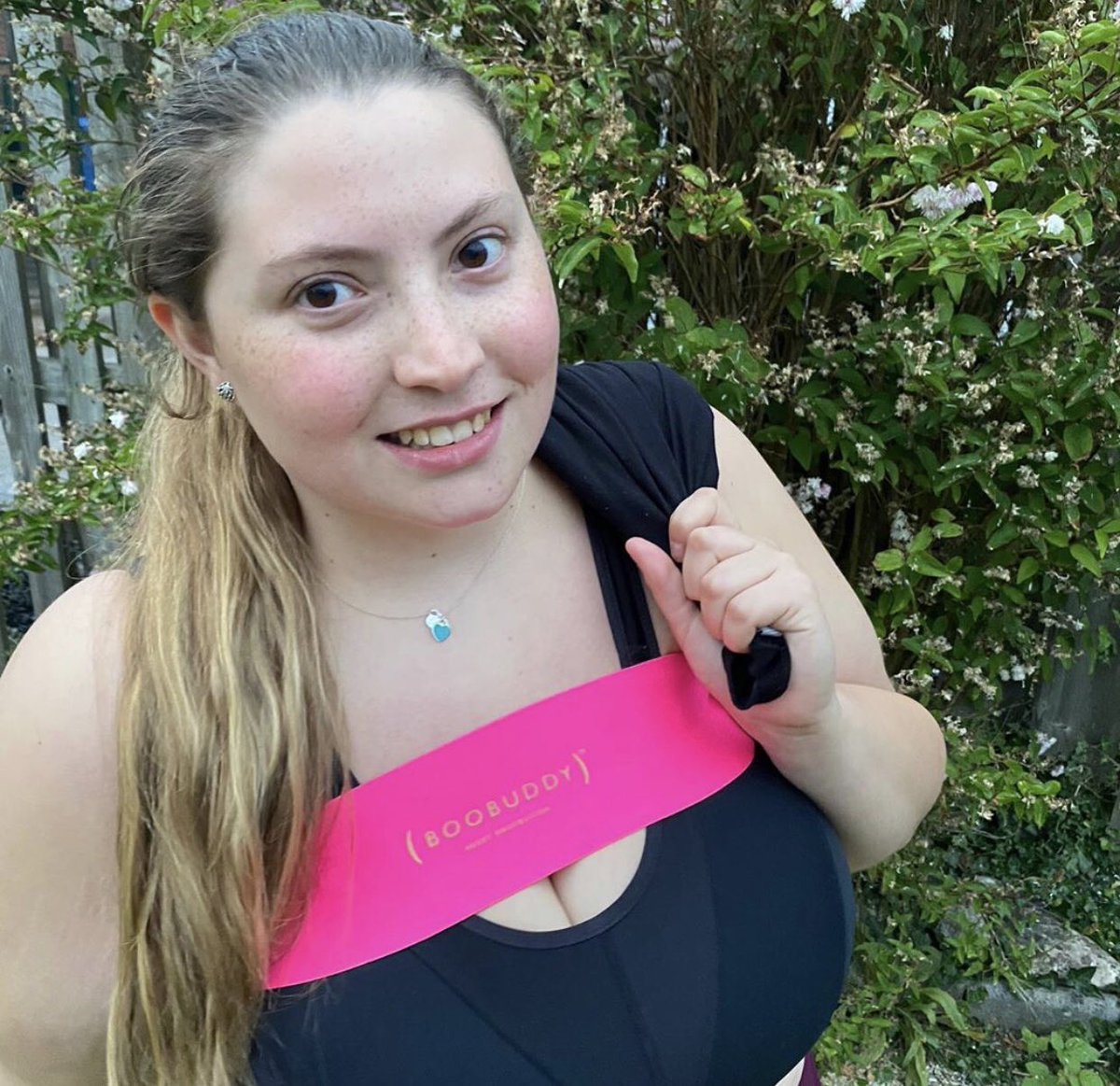 loveboobuddy's tweet photo. “Thank you BB for changing my life! I’ve always had big boobs and no sports bra has ever given me full support! I highly recommend buying a #Boobuddy for that extra support, makes your workouts less painful and definitely reduces bounce!” - Chloe Young #Boobuddy #BooBabes https://t.co/jMoGTZf0qs