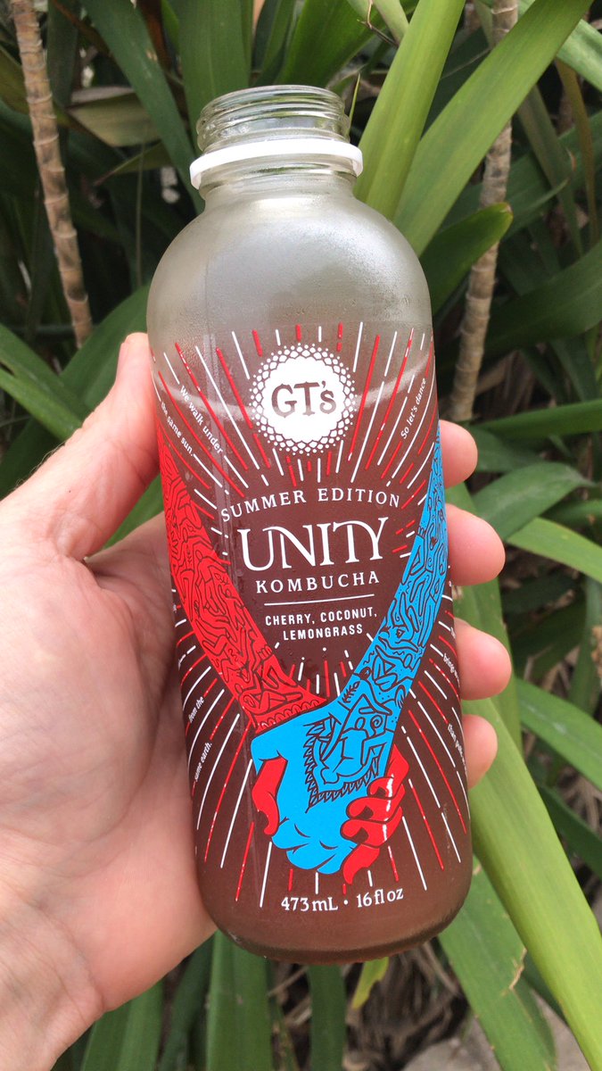 sample_size_one's tweet photo. You have to love GT’s messages of #unity, #health, &amp; #spirituality during such challenging times. I know it’s just #kombucha but GTs does everything they can to elevate their product &amp; messaging to connect w/their customers at a higher level its working. Keep up the positivity 🤙🏼 https://t.co/eSYmWhRORO