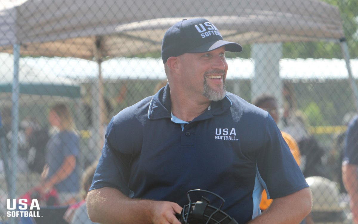 USASoftball's tweet photo. We couldn't play without them.

Thanks to our men and women in blue for umpiring the 2020 #GOLDNationals! 👕🥎 https://t.co/810X9lOkqd