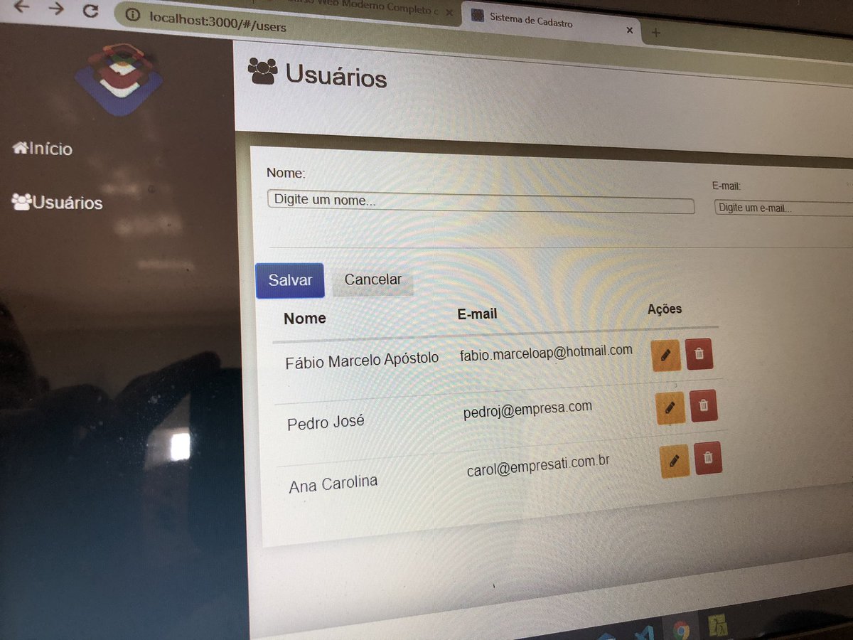 fabiomarceloap's tweet image. Cadastro de usuários com Reactjs  #develper #student #estudante #reactjs #developer