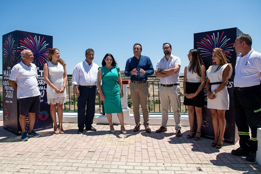 JuliaFarrugia's tweet photo. #Malta International Fireworks Festival returns tomorrow with a spectacular show in #Gozo. Running till 7 Aug with finale in #Valletta with the participation of fireworks companies from multiple countries. Not to be missed. @MaltaGov @RobertAbela_MT @MTAMalta @Clint_Camilleri https://t.co/hsSfxqcrzi