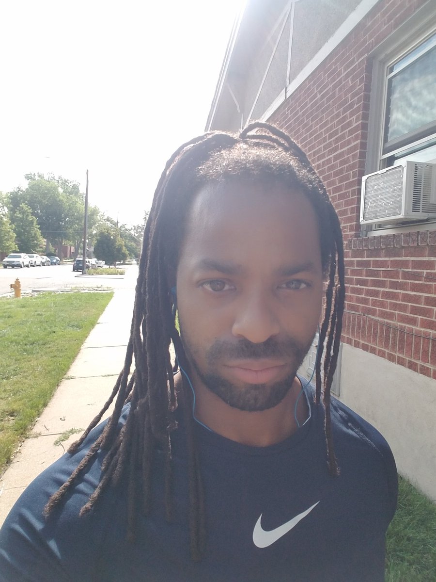 terresaurus's tweet image. Trying to get this morning routine up and going with a walk 1st thing in the AM. Maybe thinking of it as a strut will help. #locs #guyswithlocs #biguy #bisexual