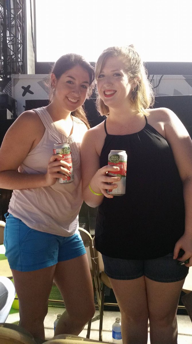 klutzyqueen's tweet photo. The only way Lacey and I could concerts for YEARS was with strawberitas in our hands. Which also led to my favorite text I’ve ever sent- a day after, “dude, I just burped straight strawberita” @moonyinspades #10yrsof1D https://t.co/e08ofwwePP