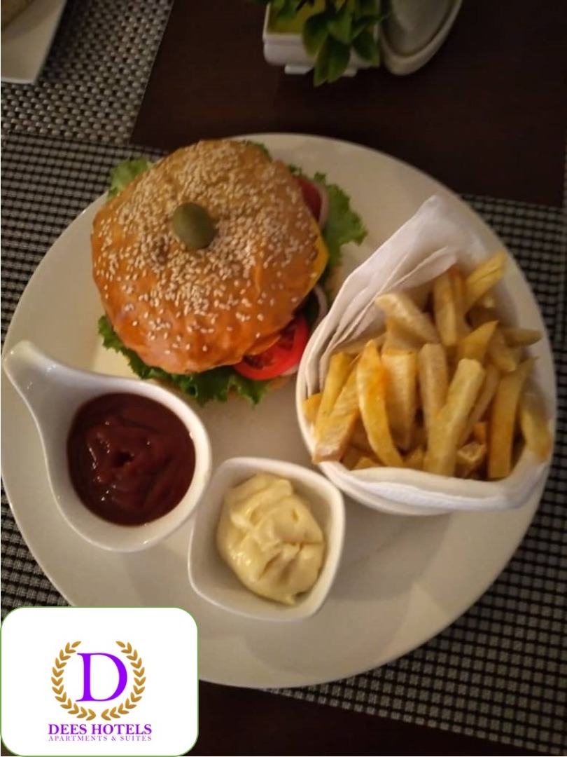 dees_and's tweet photo. Sumptuous, appetizing.... We do food right @ DEES Hotels. Call us today to enjoy tasty and nutritious  meal #creativitymeetsprofessionalism #comfortatitspeak #youarehomewithus 
#deeshotels @instablog9ja @DietCoke https://t.co/bjPSzKxWzA