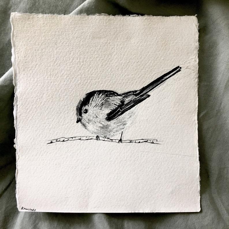I know that officially the UK's favourite bird is the robin, and who am I to argue, but - let's face it - the long-tailed tit has the edge on cuteness and temperament. (Although I do love drawing both!)
etsy.com/uk/listing/827…