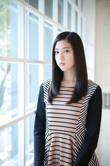 shiberia_hm's tweet photo. とても綺麗だ。
皆が彼女に憧れる。
本当に格好良い女性。
誇り高き初期メンバーの一人。
これからもずっと応援しています。

 #三吉彩花 https://t.co/AsktfcKFYM