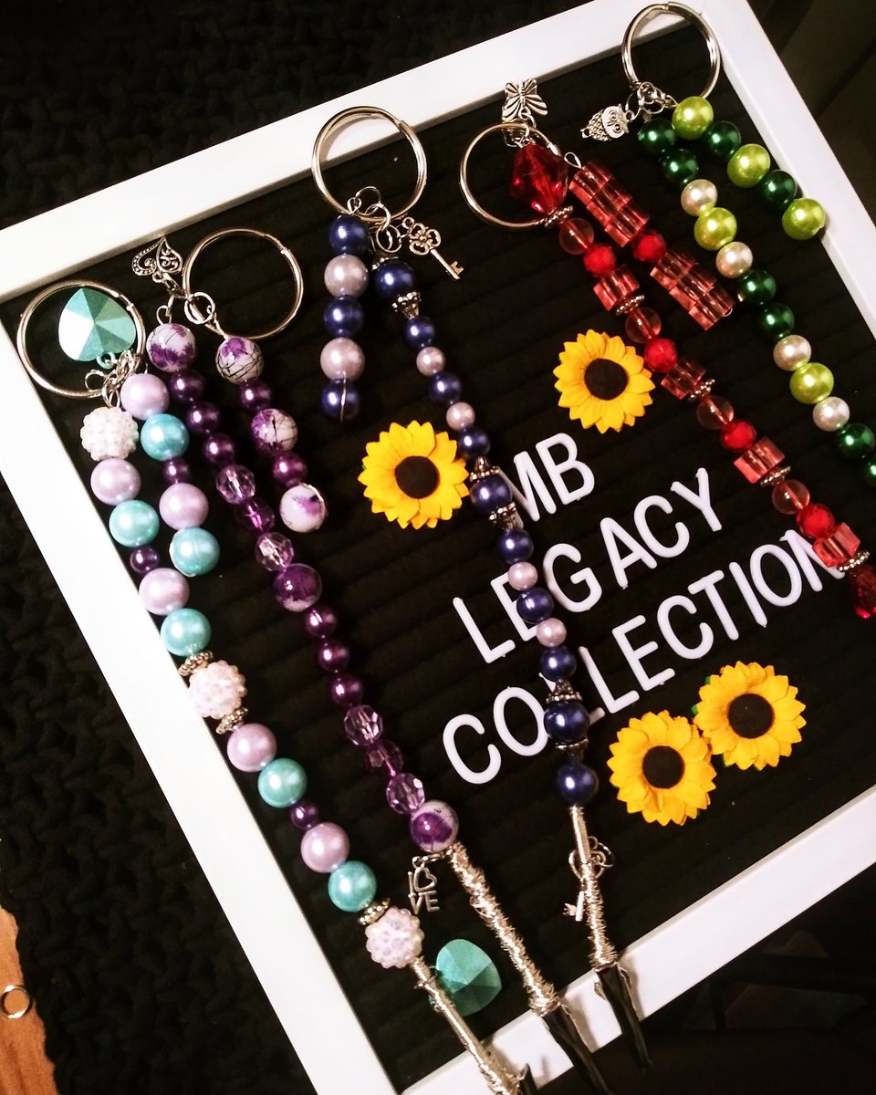 PTiffayna's tweet photo. Do you struggle with pulling your debit cards out of the ATM slots due to your nails? Don't want to press keypads during this pandemic? Get a Beaded Card Clip with Keypad Presser Keychain &amp; be germs/hands free! These can be customized!
#MBLegacyCollection https://t.co/L0FrQE2fpP