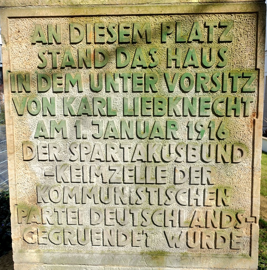 67d\\ Thus, the GDR chose this spot instead, wrongly claiming that this was the spot where the Spartakusbund was founded (as is written on the monument). After the German reunification, the building next to the memorial was demolished and the memorial was put under a wooden panel.
