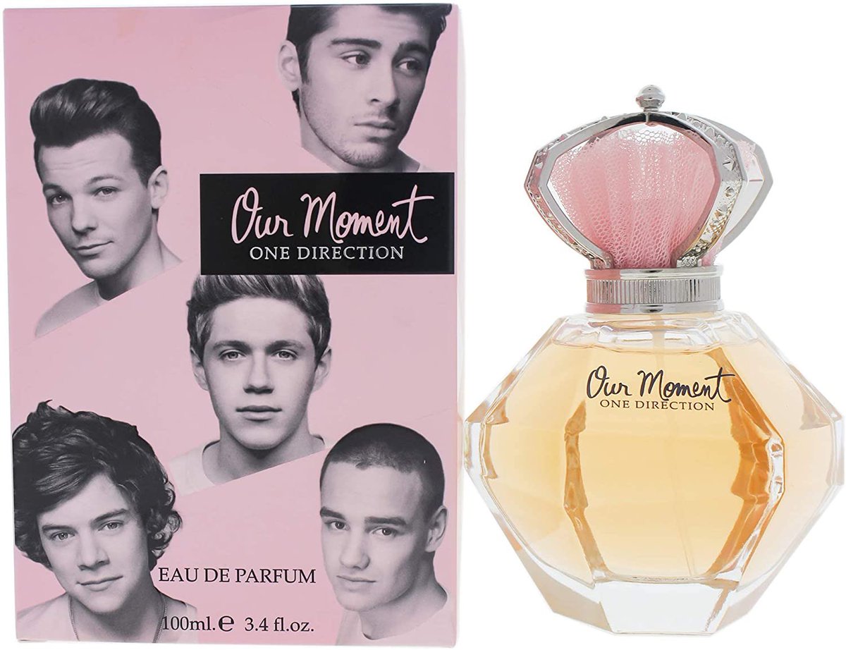 fairyofheejayke's tweet photo. if you walked out of the house smelling like one of these, you were winning at life. #10YearsOfOneDiretion https://t.co/6RCV9K4npr