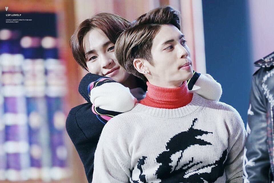 JongChiii's tweet photo. ジョンキーの日❤️💗
#jongkey
#jongkeyforever
#jongkeyday
#종키 https://t.co/cLhp3bNpEv