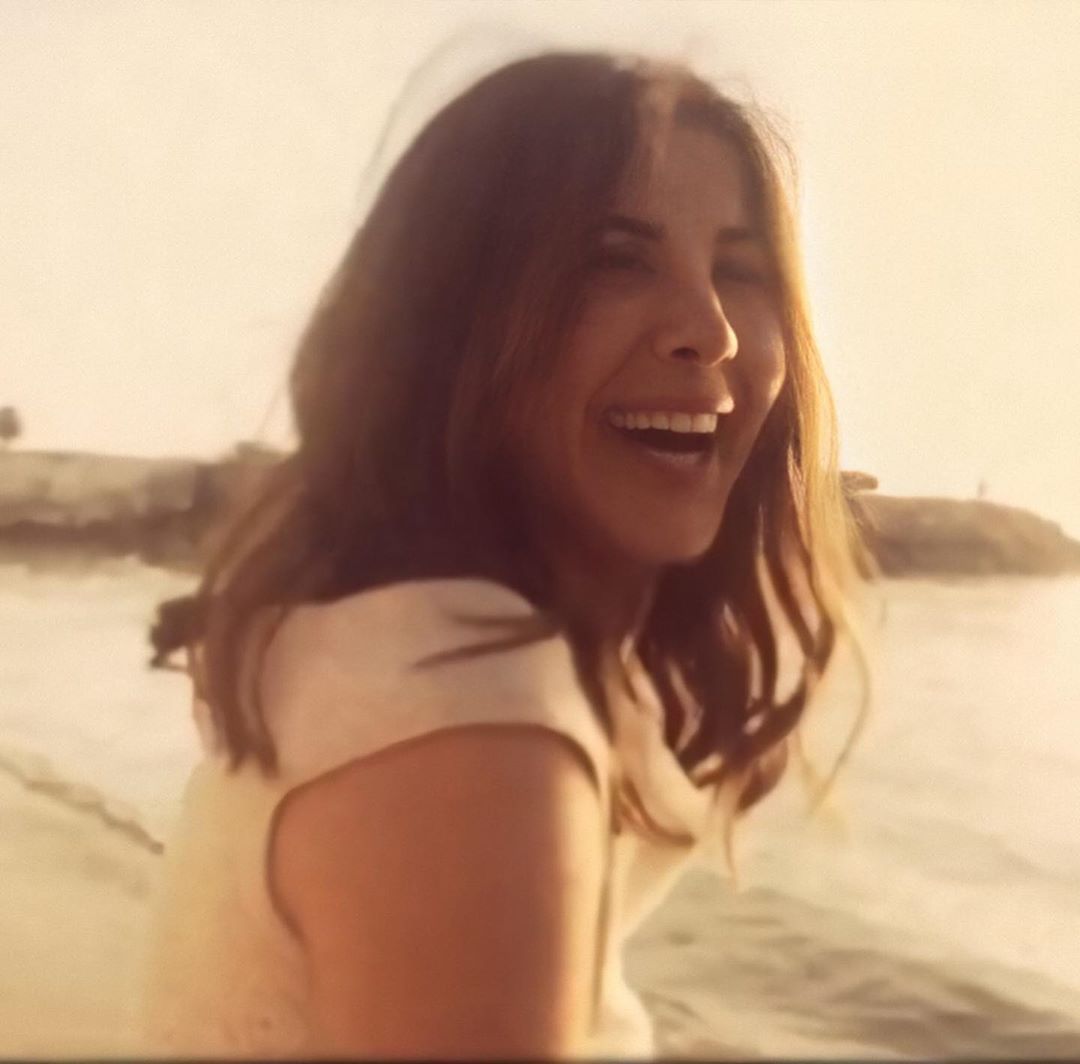 CaroleNA__'s tweet photo. My heart!!!!❤❤❤
@nancyajram
#NancyYTLive #HopeBeyondBorders #NancyBeyondBorders
Pics: @nancyajram_nur1 https://t.co/qhA4iZOvbY