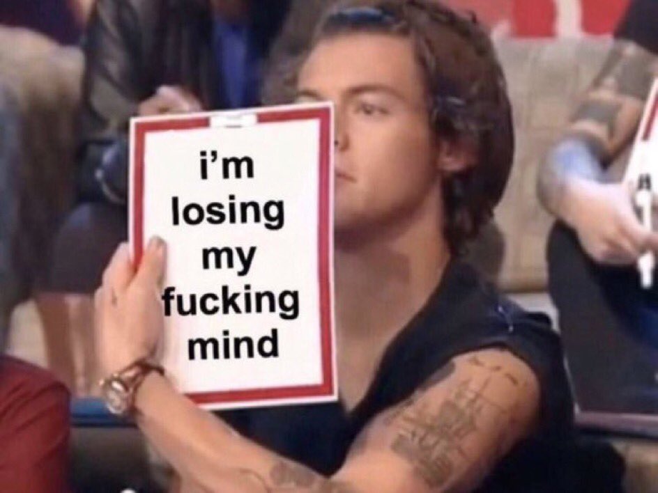 niallsnewangel's tweet photo. this feels like the old days honestly, all the boys tweeting the active 1d account, i just don’t know how to handle this after  5 years #OneDirection2020 https://t.co/0Pp56F8cFj
