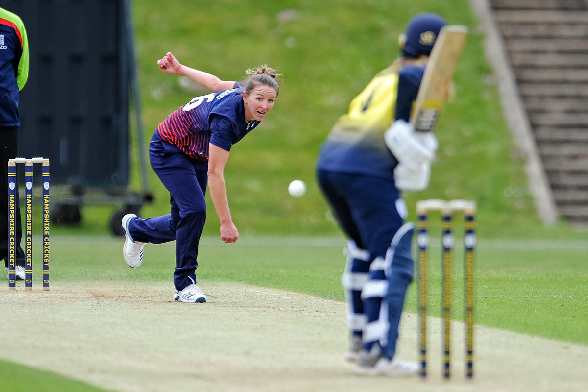 Lancashire Cricket Women (@lancscricketwmn) on Twitter photo VACANCY: <a href="/lancscricket/">Lancashire Cricket</a> is offering an exciting three-month opportunity to become the Regional Women’s Physiotherapist, based <a href="/EmiratesOT/">Emirates Old Trafford</a>.
Read more ➡️ cricket.lancashirecricket.co.uk/club/job-vacan… ⬅️ VACANCY: <a href="/lancscricket/">Lancashire Cricket</a> is offering an exciting three-month opportunity to become the Regional Women’s Physiotherapist, based <a href="/EmiratesOT/">Emirates Old Trafford</a>.
Read more ➡️ cricket.lancashirecricket.co.uk/club/job-vacan… ⬅️