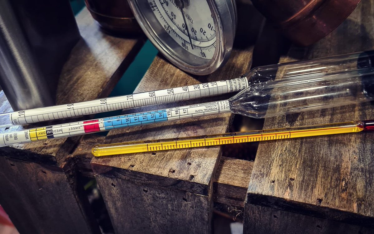 islandslicerum's tweet photo. Ever wondered what would become of your love for chemistry.. ๐ก๐ฅ#craftdistillery #toolsofthecraft #RiverClyde #craftrum #distillery #scotrum #rum #islandslice #islandslicerum #rumbassador https://t.co/q5eLaf9UrL