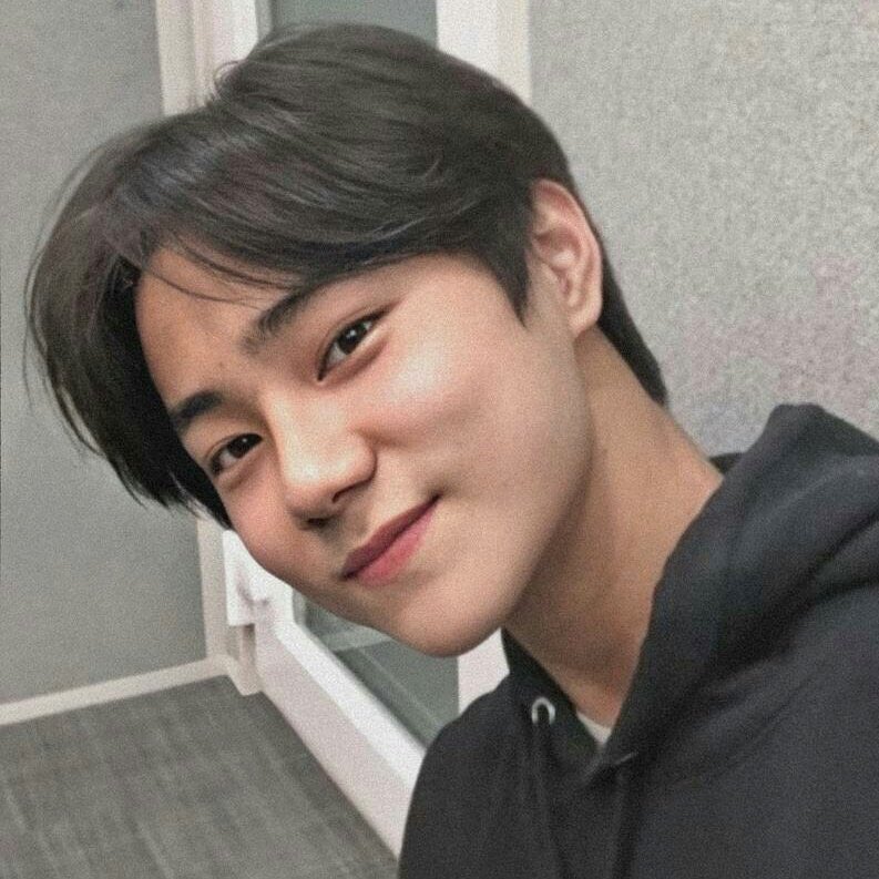 ❝WHY DANIEL DESERVES TO DEBUT❞a thread;