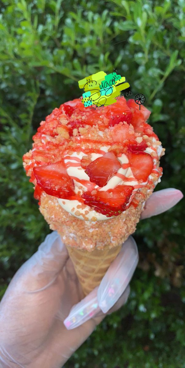 SRushco's tweet photo. 🚨New item alert 🚨 
STRAWBERRY SHORTCAKE CHEESECAKE STUFFED CONE 🍓🍰 on sale for $8.

Place your orders now!

#strawberryshortcakecheesecake #cheesecakestuffedcone #dmv #woodbridge #sugarrushco https://t.co/wouTOVSPms