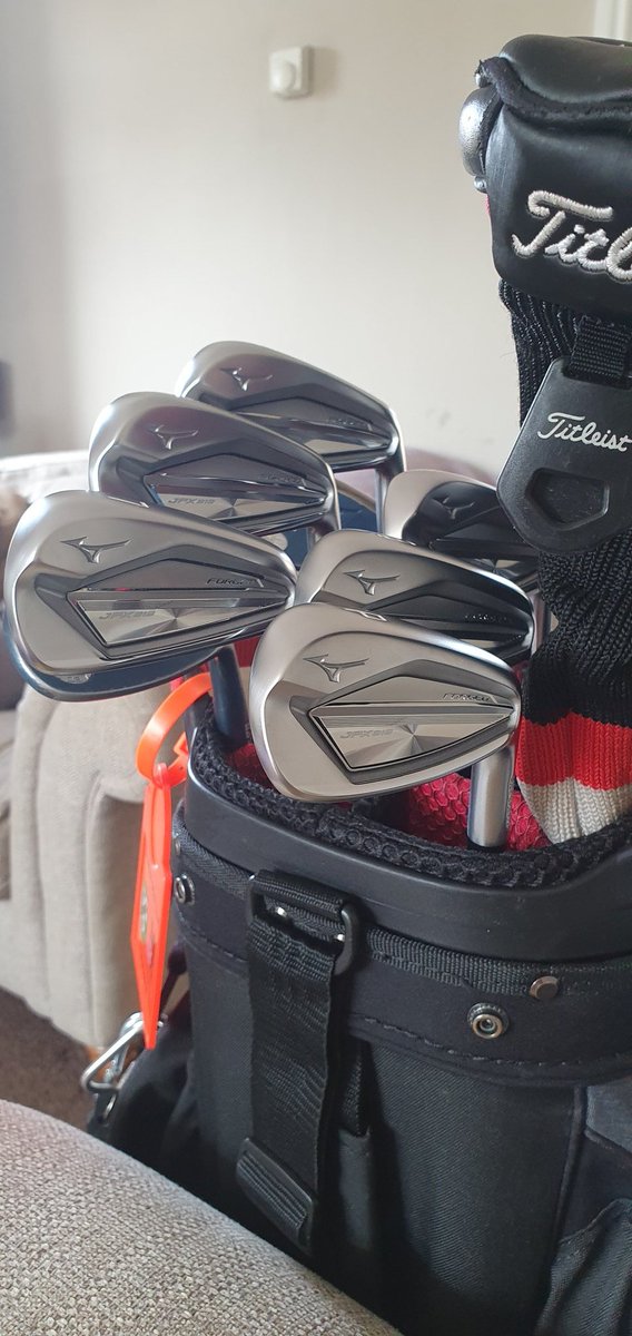 Tonyrobbo365 tweet media