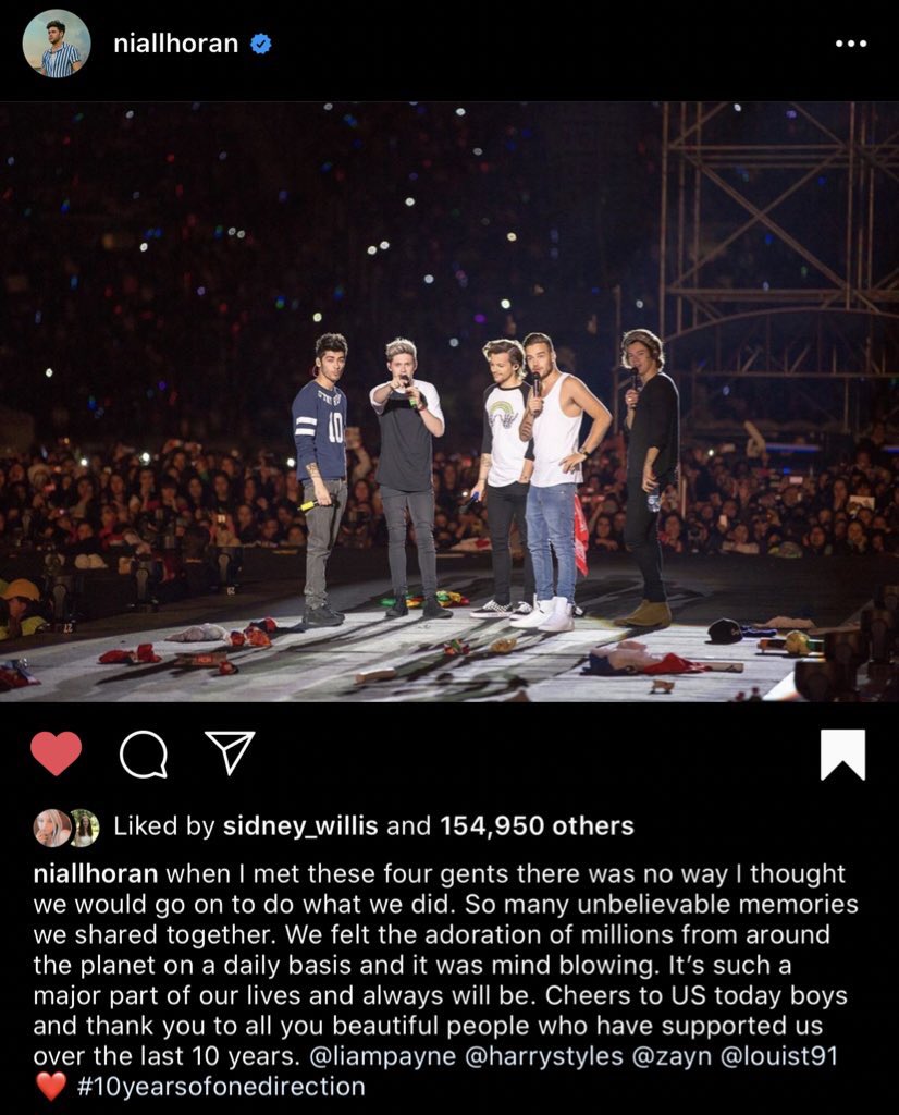 niallsnewangel's tweet photo. if zayn actuallysays something now because niall and louis mentioned him get ready for a breakdown #OneDirection2020 https://t.co/GWVF8dATmo