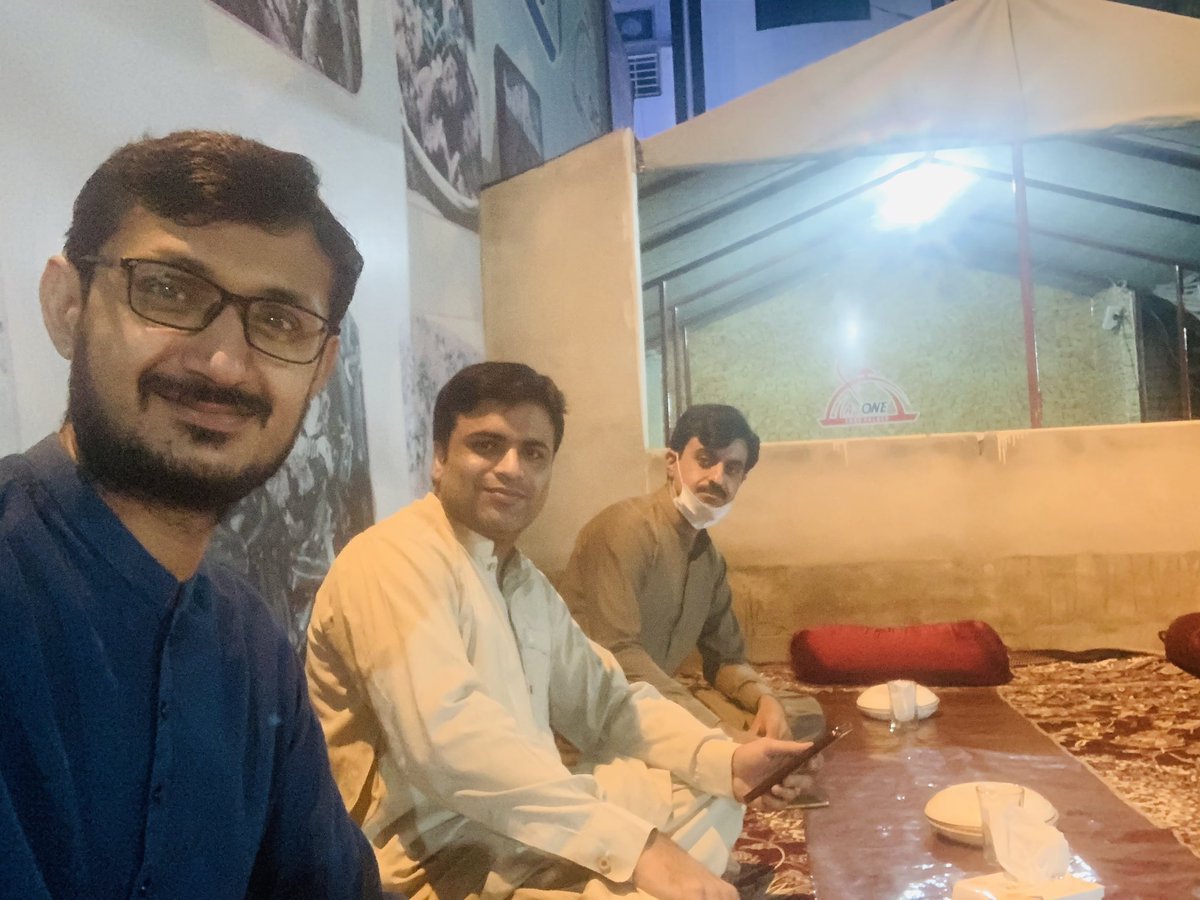 HNHChaudhary's tweet photo. Memorable celebrations in the honour of Dr Mujahid Laghari SVP YDA Punjab, with the pioneer members of young Doctors Association Dera Ghazi Khan.

Young doctors association DGK is the only custodian of rights of doctor community.

United we stand 
Long live YDA...! https://t.co/4UjbrNDmVN