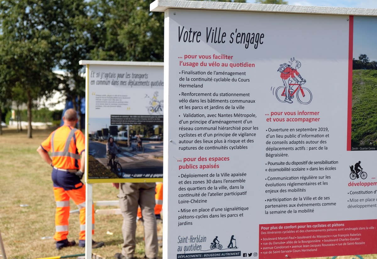 Ville Saint Herblain On Twitter Montage De L Exposition Consacre Aux Mobilites Douces Au Parc De La Begraisiere Pour Tout Savoir Des Projets Et Dispositifs Qui Nous Permettent De Nous Deplacer Autrement