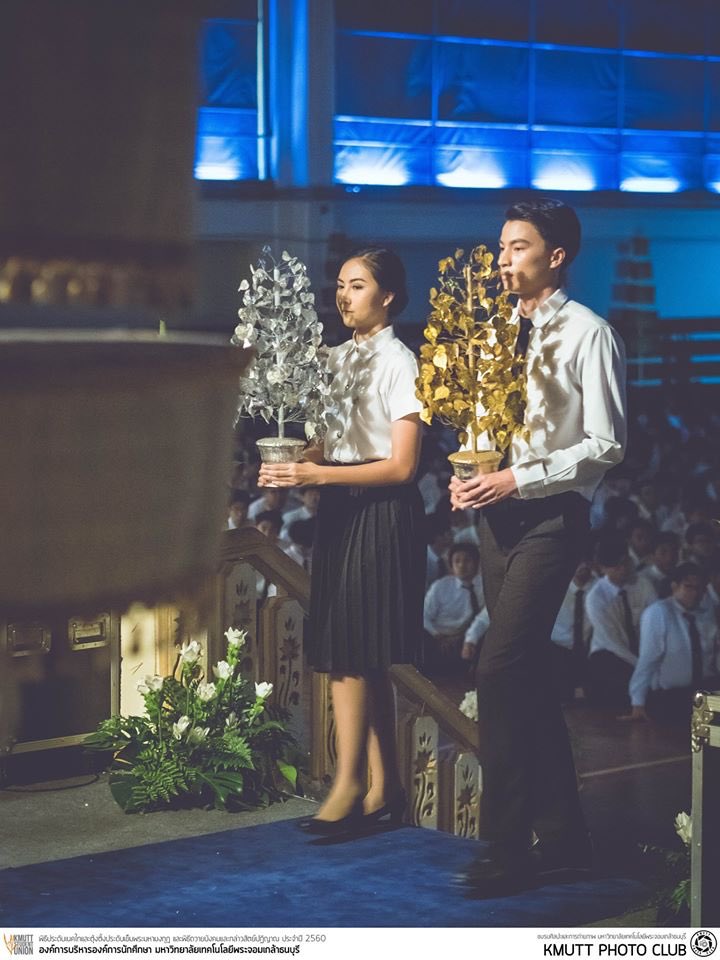 .  Inilah perjalanan Gulf kanawut, si introvert yang mampu tampil dan           berprestasi.           A thread