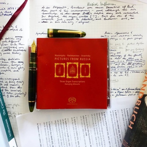 ClassicalCritic's tweet photo. #morninglistening to #Musorgsky [sic] et al. w/#HansJörgAlbrecht on @OehmsClassics

Amazon: https://t.co/CT4wANK3CI

+ #Rachmaninoff &amp; #Stravinsky performed and transcribed by HansJörg Albrecht

Cameo: @Wancher_Global #SailorPen

#classicalmusic #classi… https://t.co/RmWQfLhHNR https://t.co/oWJugmrIZg