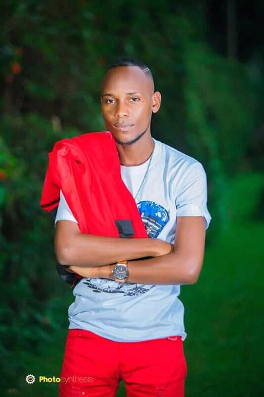 babatvuganda's tweet photo. #Thebangshow
#babatvupdates
#AlfaTymzKilaShizo is bringing you the full package of the #Thebangshow starting at 5pm full of #excitements, #celebritygossip and #exclusiveInterviews. Table on your wish by requesting a song and watch it live here on #babatv @AlfaTymz @Kabyanzo https://t.co/l1G8UQfDzM