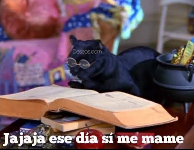dianacrazymofa's tweet photo. Así me imagino a Louis cuando vio/vea todos sus momentos iconic o incluso su viejas peleas con the wanted y naughty boy #10YearsOfOneDiretion #10YearsOfOneDirection #DIRECTIONERSBREAKTHEINTERNET https://t.co/N09jSIsENg
