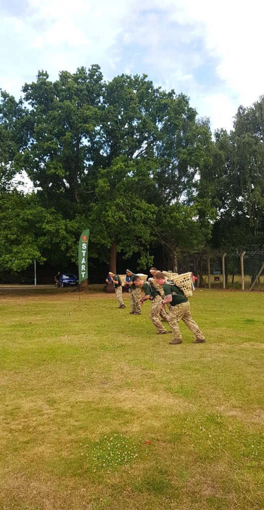 HqItg's tweet photo. Carrying a Doko basket with weight? The Gurkha Doko Challenge took place in ATC(P) this morning. Stay tuned for more on this incredible physical challenge! @ComdITG #BritishArmy @BritishArmy #doko https://t.co/CfN4ffSUju