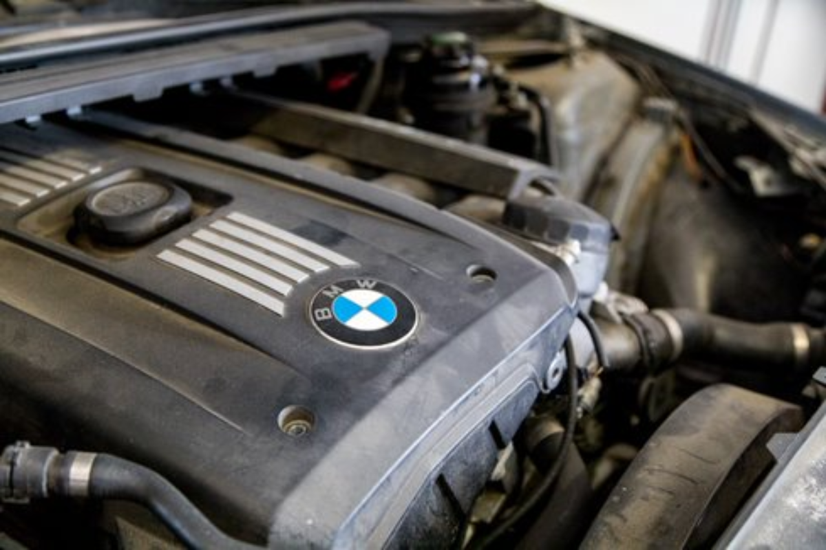 H1AutoMcKinney's tweet photo. Engine repairs can be a stressful and expensive process without the right mechanic. At Honest-1 Auto Care, we do what we can to keep our expenses down and pass those savings on to you, our valued customers. #honest1 #autocare #car #repair #service https://t.co/xS6C8DS5uV