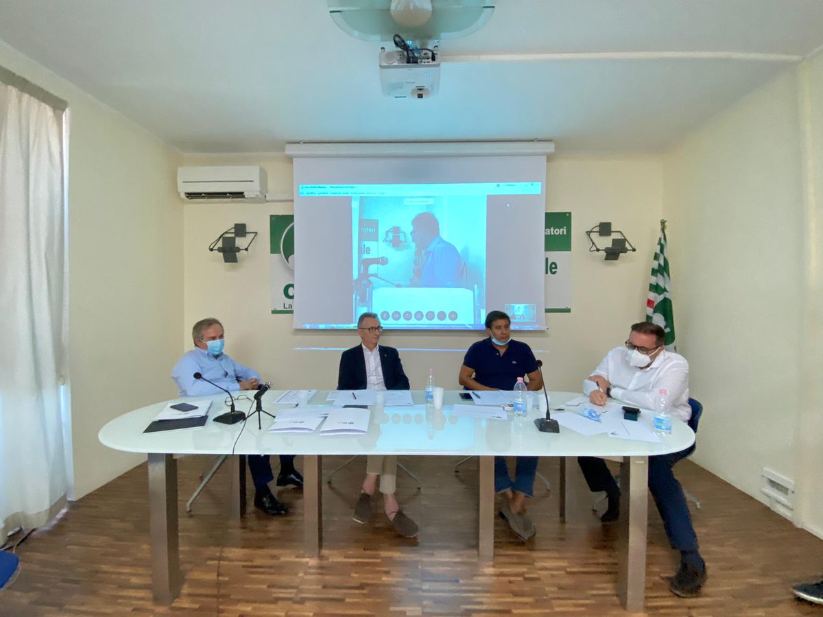 CISLFPSICILIA's tweet photo. #ConsiglioGenerale #CislFpSicilia @PetriccioliM "Riformare la PA e il SSN significa restituire valore ai cittadini e ai lavoratori"
@cislfp
@CislSicilia https://t.co/qiTFW9gcmg