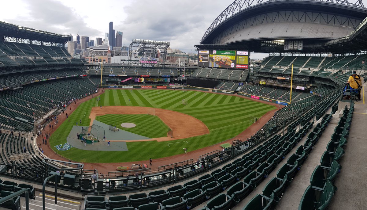 19/07/23MLB Ballpark 7/30T Mobile Park  @Mariners vs  @RangersFantastically enclosed, next to the docks, and downtown Seattle behind. With it’s retractable roof and girder frames the city, docks and ballpark blend into one.  #MLB  #DiamondsOnCanvas  #AndyBrown